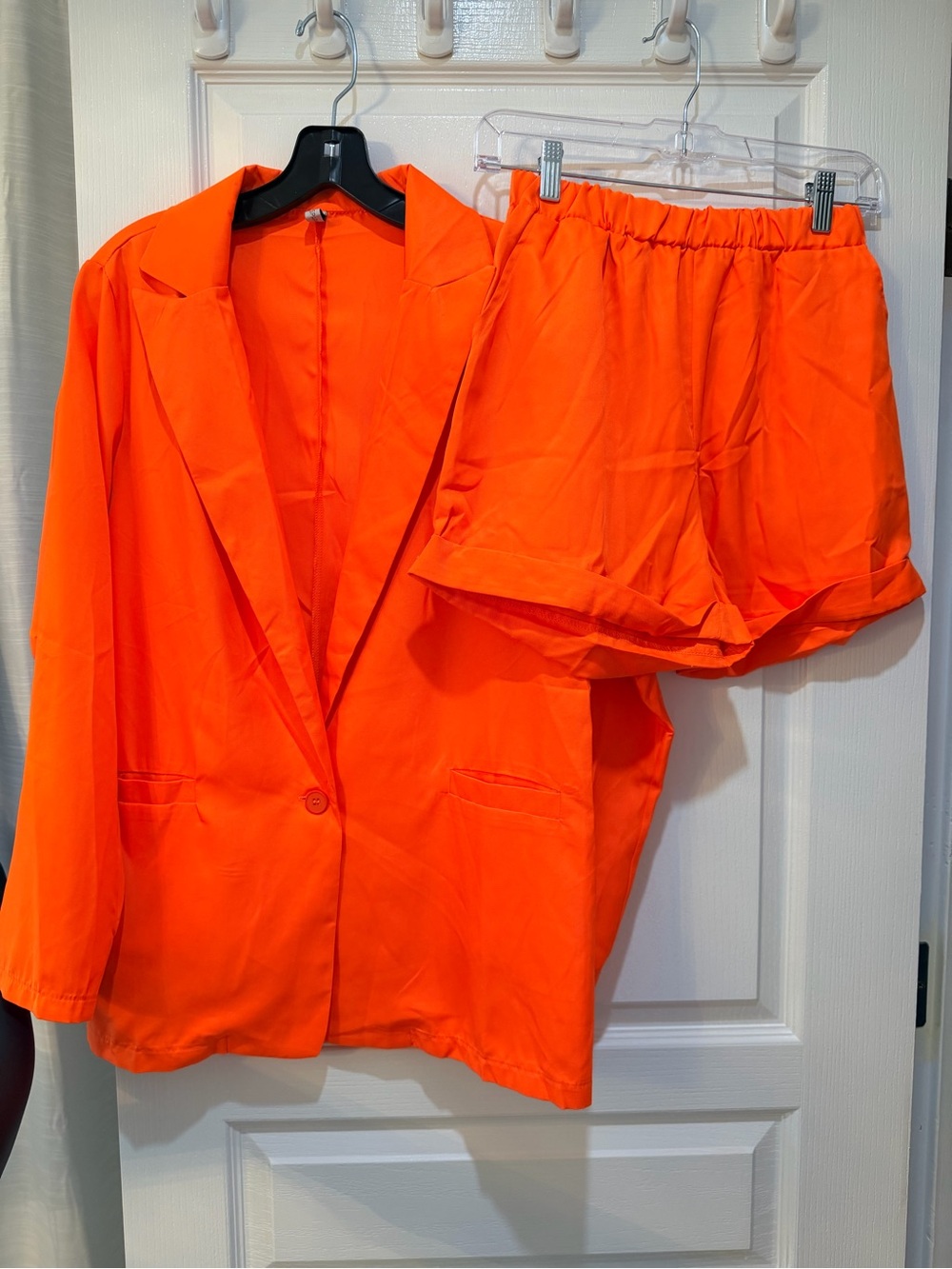 Miss Sparkling Two piece blazer and shorts set in Bright Orange size small NWOT - Picture 6 of 16